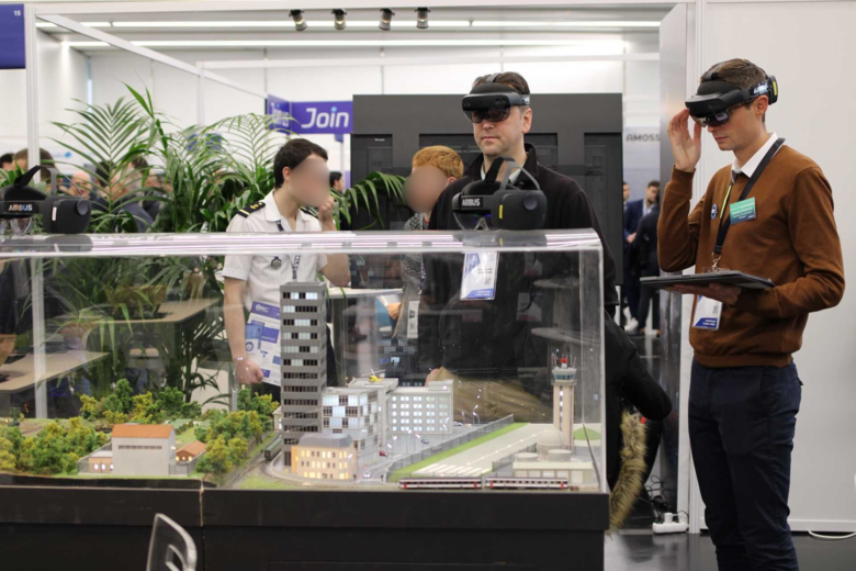 Demos on stand